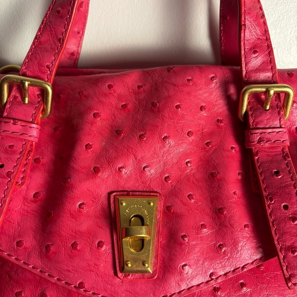 Marc By Marc Jacobs Pink Crossbody Bag with Textured Finish - Picture 4 of 15